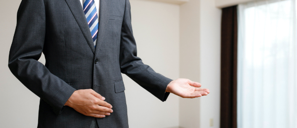 房產仲介管理建物數據與顧客數據,以online to offline方式,實現招租至契約的流程。